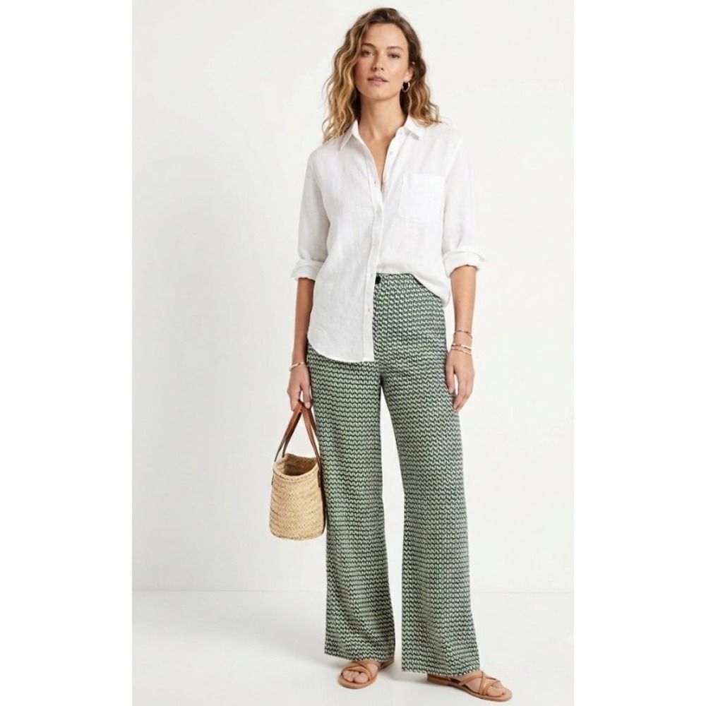 New H&M Wide Leg Pants size 6 Green Geometric Chevron High Rise Ultra Soft